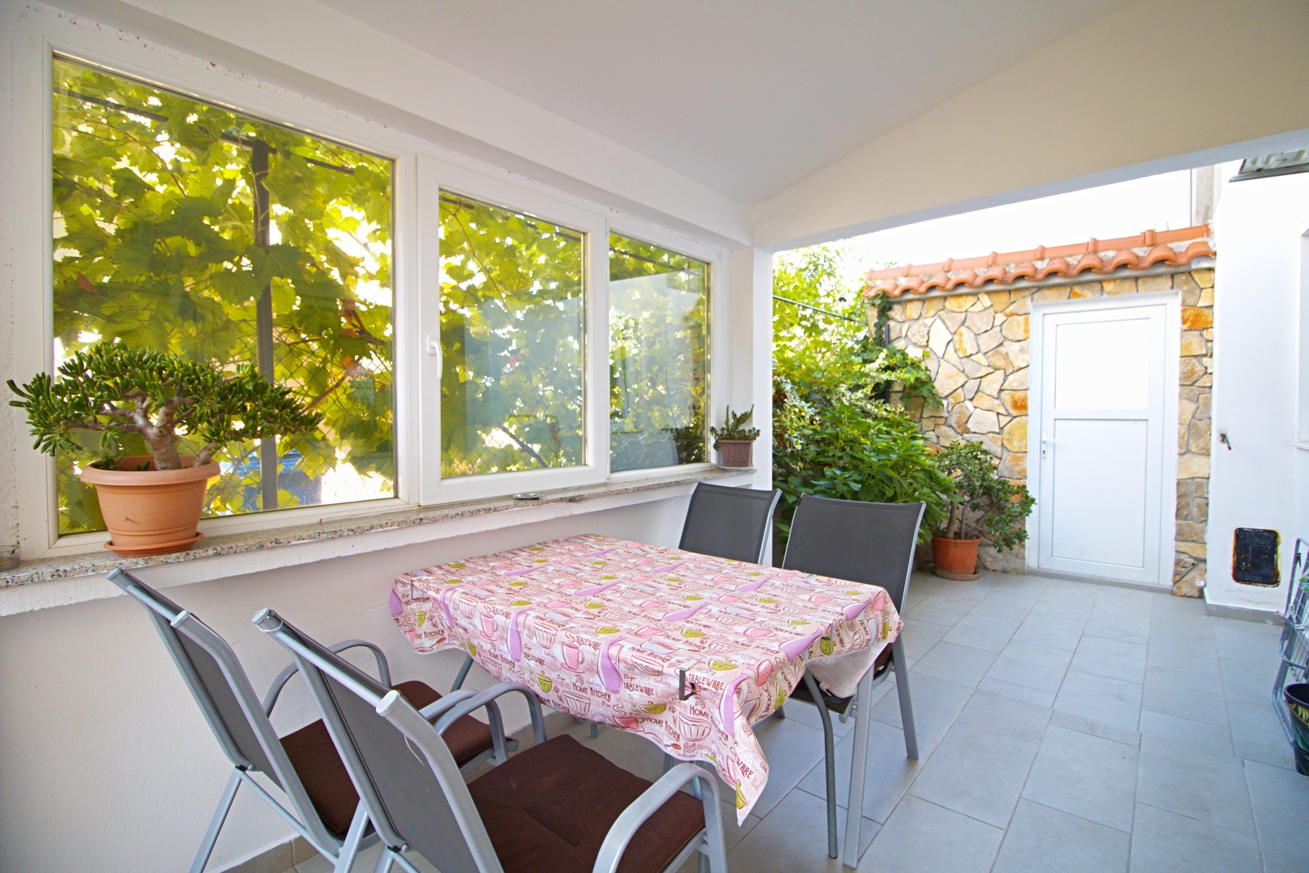 Apartament wakacyjne blisko plaży Slanica Murter A2 + 2 ID 98