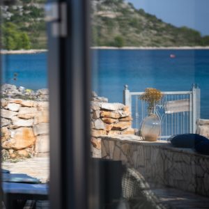 Robinson mobile home on the island Žut Danica A4+1